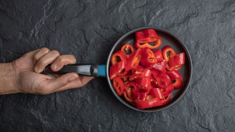 Penosia Chili: A Deep Dive into Its Origins, Varieties, and Health Benefits