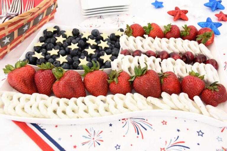 American Flag Fruit Pizza: A Patriotic Dessert Masterpiece